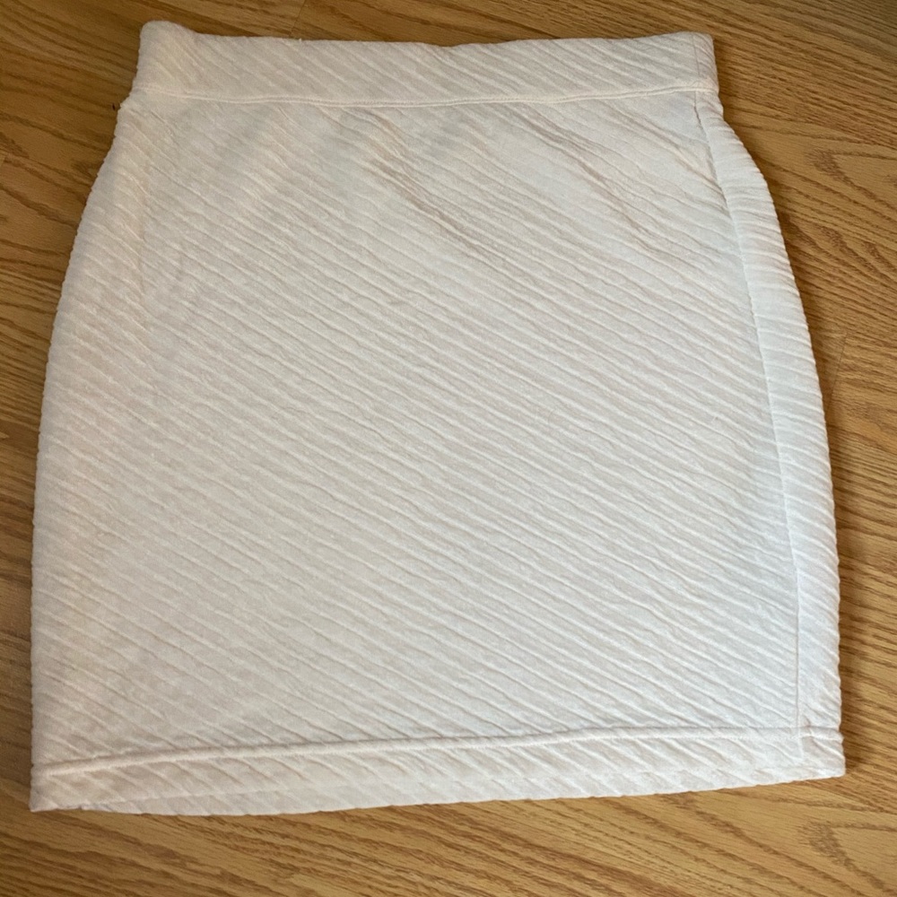Free People cream mini skirt size S/P